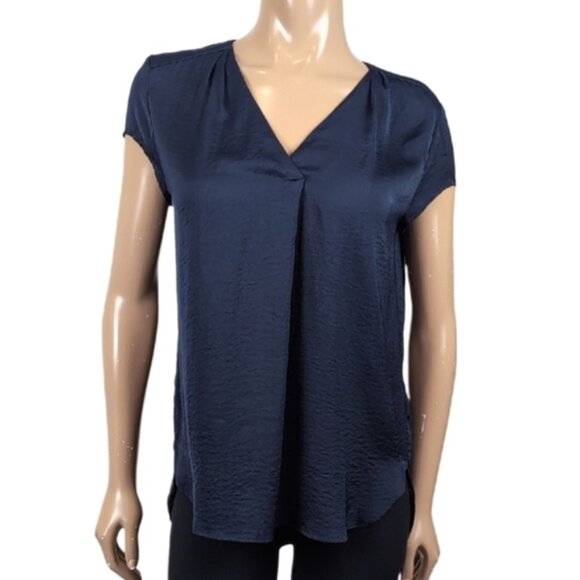 3/$20 H&M Navy Vneck Top Short Sleeve Satin Pleated Blouse - Picture 1 of 12